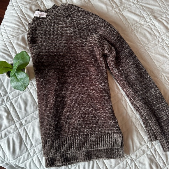 Boxy Chenille Sweater in Dark Green Warm Cozy - Picture 3 of 7